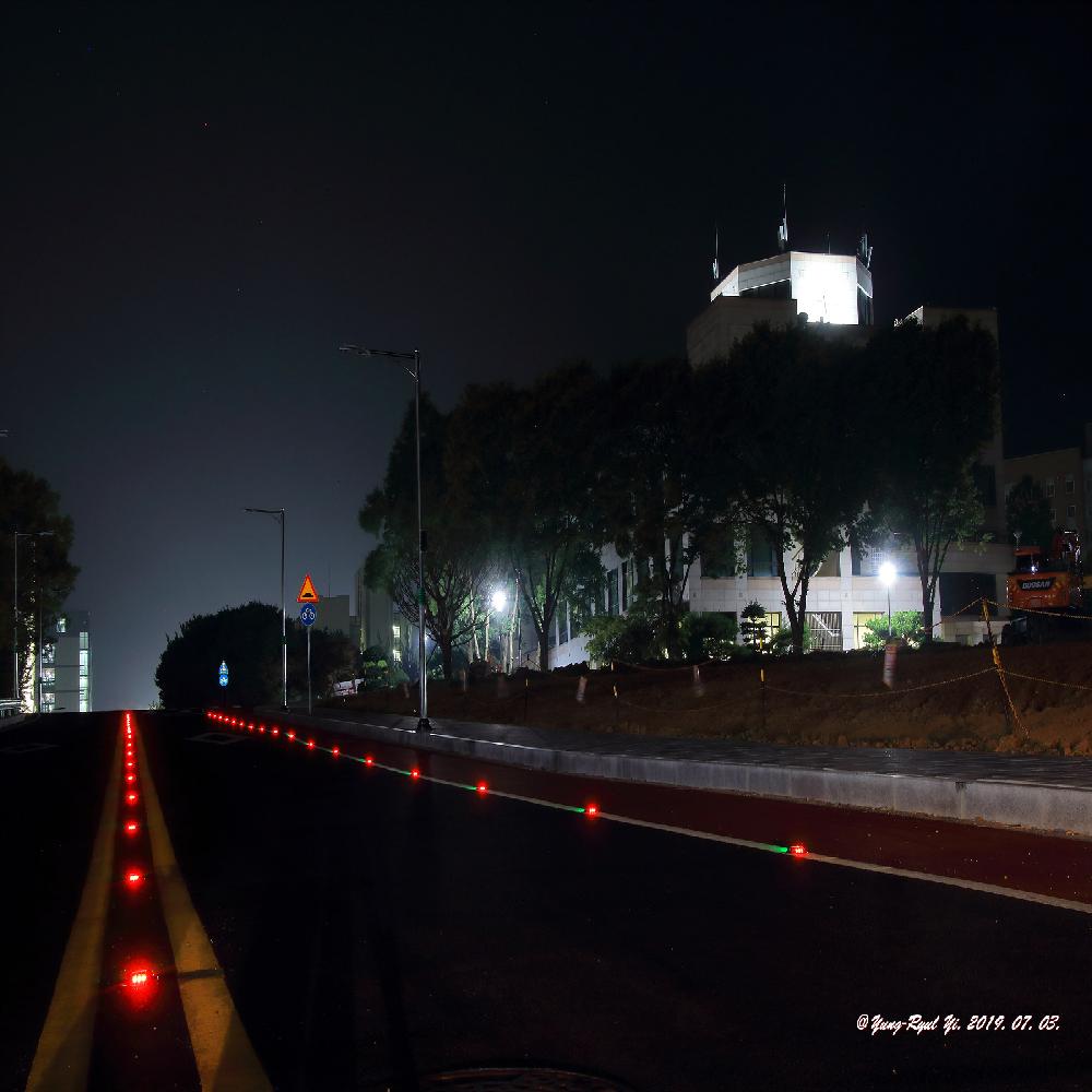 Smart Type Reflective Luminescence Solar LED Road Stud