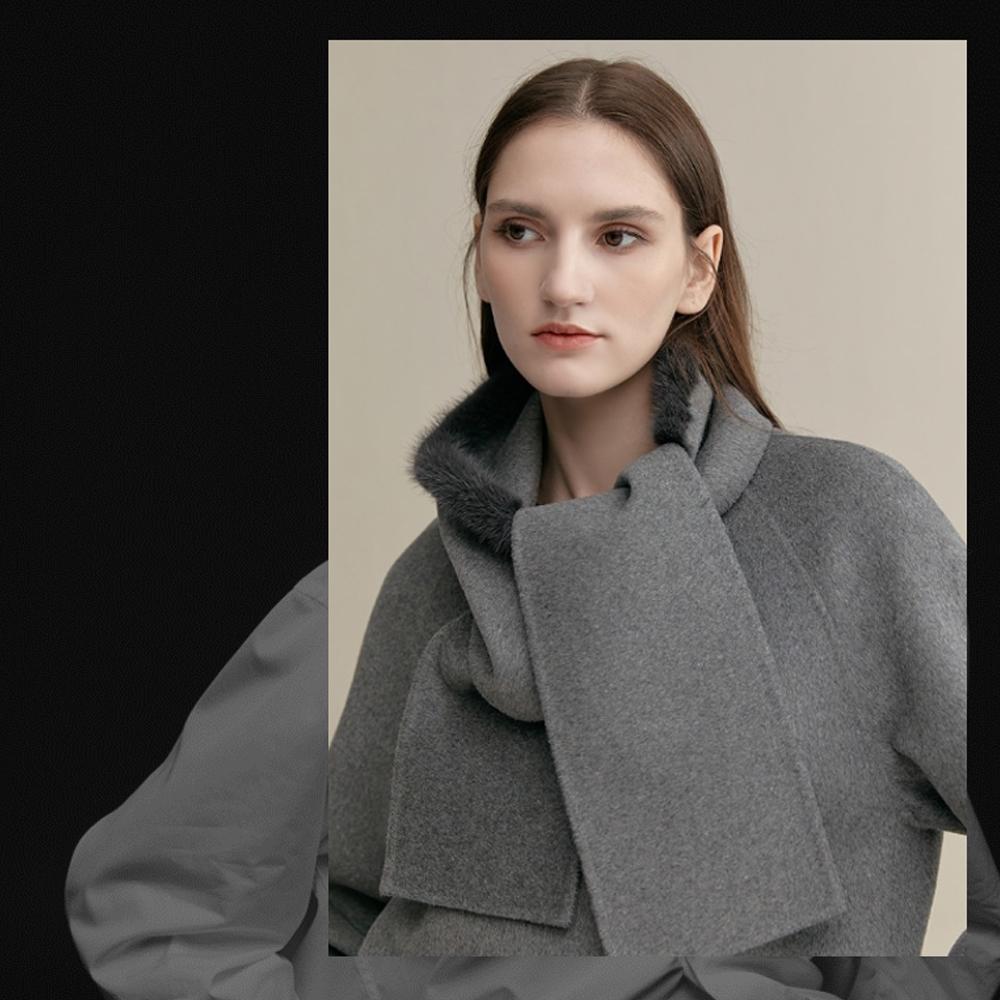 TAHARI MINK TRIM MUFFLER COAT