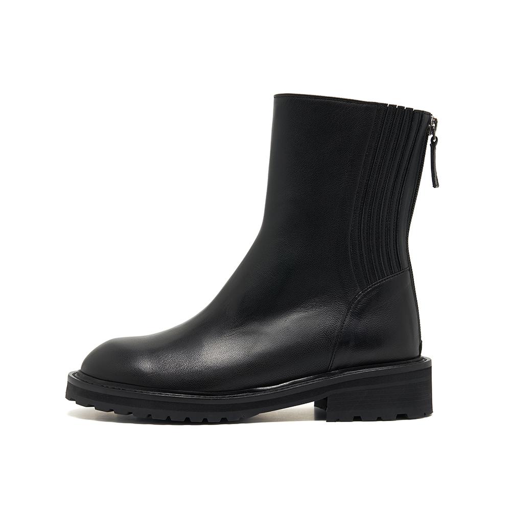 INTHESTAR IS_221397BK