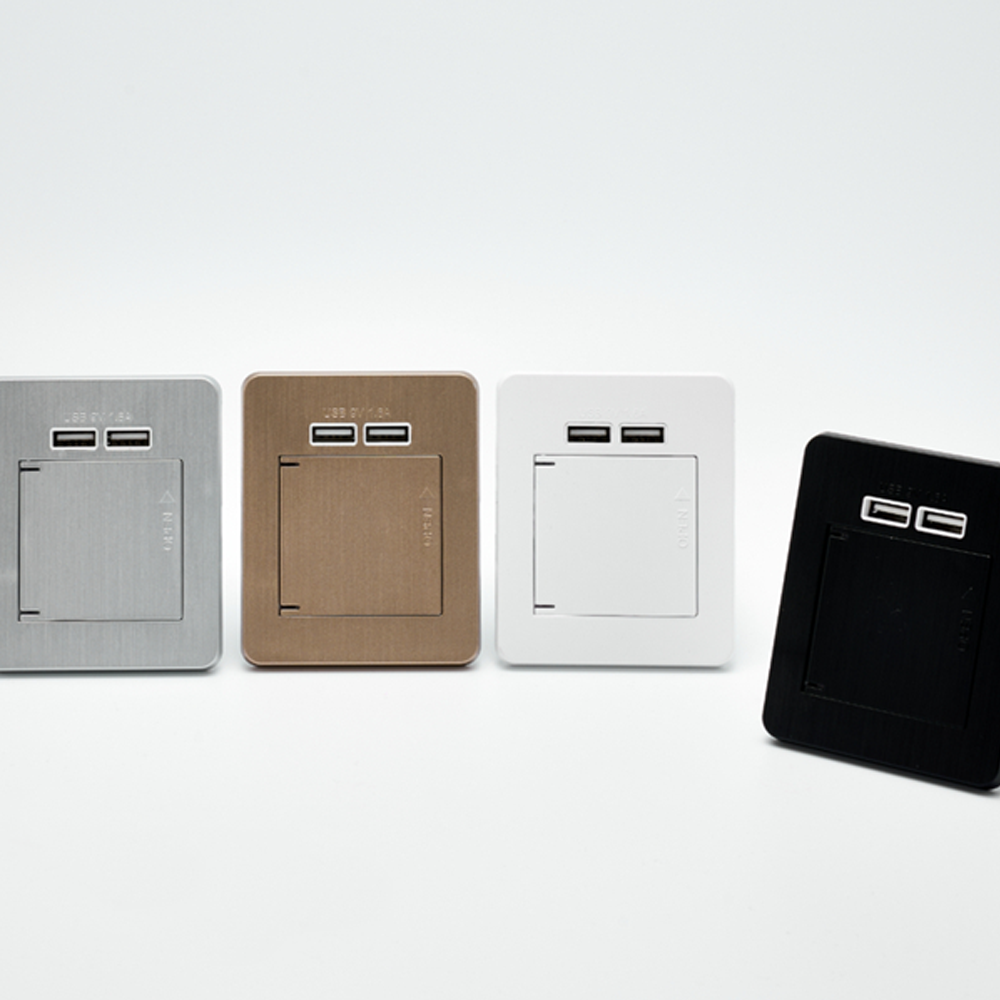 DAVCH mc04 Two Port Built-in Outlet On the Bed with fast charger USB C Types Socket