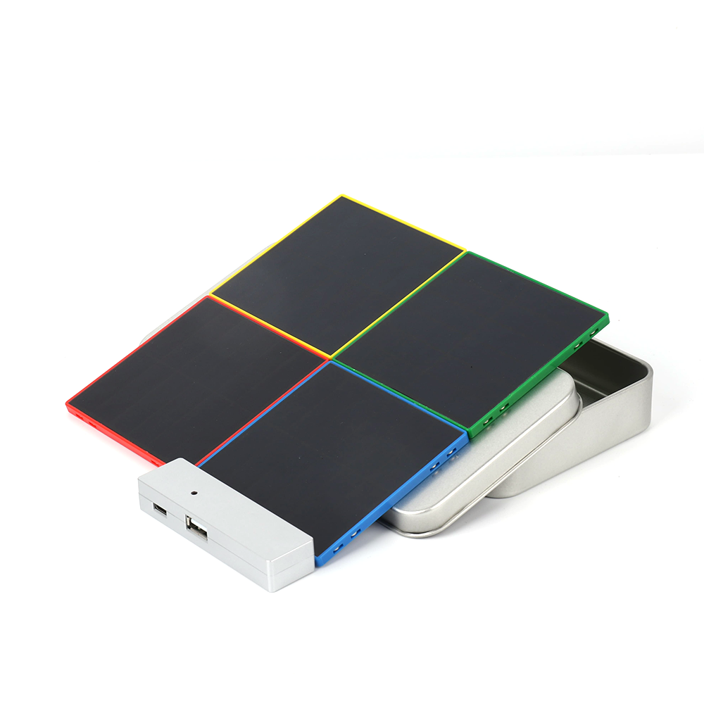 Portable combinable solar charger SolarBrick GEN2